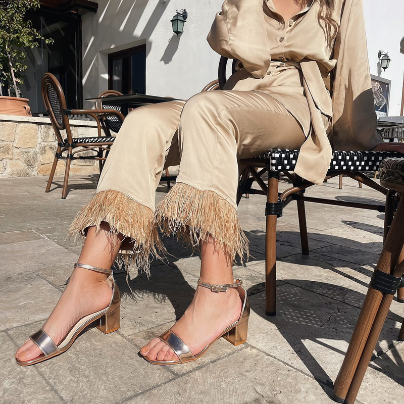 Trouser satin cropped image number null