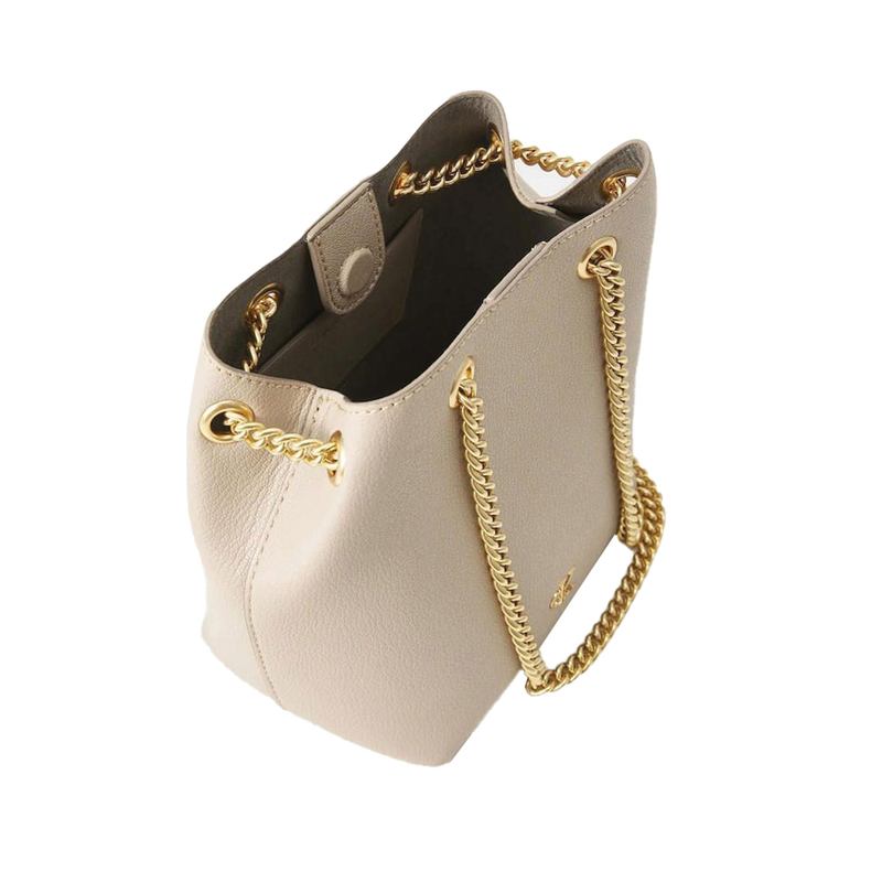 Calvin Klein &gamma;&upsilon;&nu;&alpha;&iota;&kappa;&epsilon;ί&alpha; &tau;&sigma;ά&nu;&tau;&alpha; ώ&mu;&omicron;&upsilon;-null