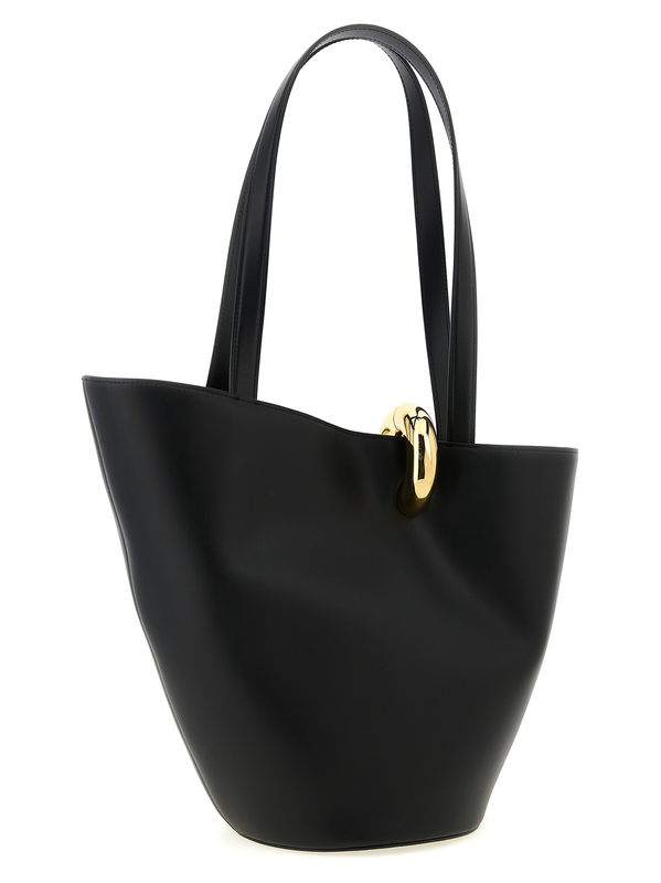 Black cowhide shoulder bag-null