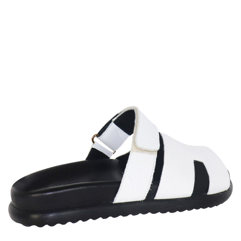 Koniarisshoes &gamma;&upsilon;&nu;&alpha;&iota;&kappa;&epsilon;ί&omicron; &sigma;&alpha;&nu;&delta;ά&lambda;&iota;-null