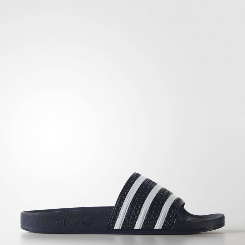 Adilette slides image number null