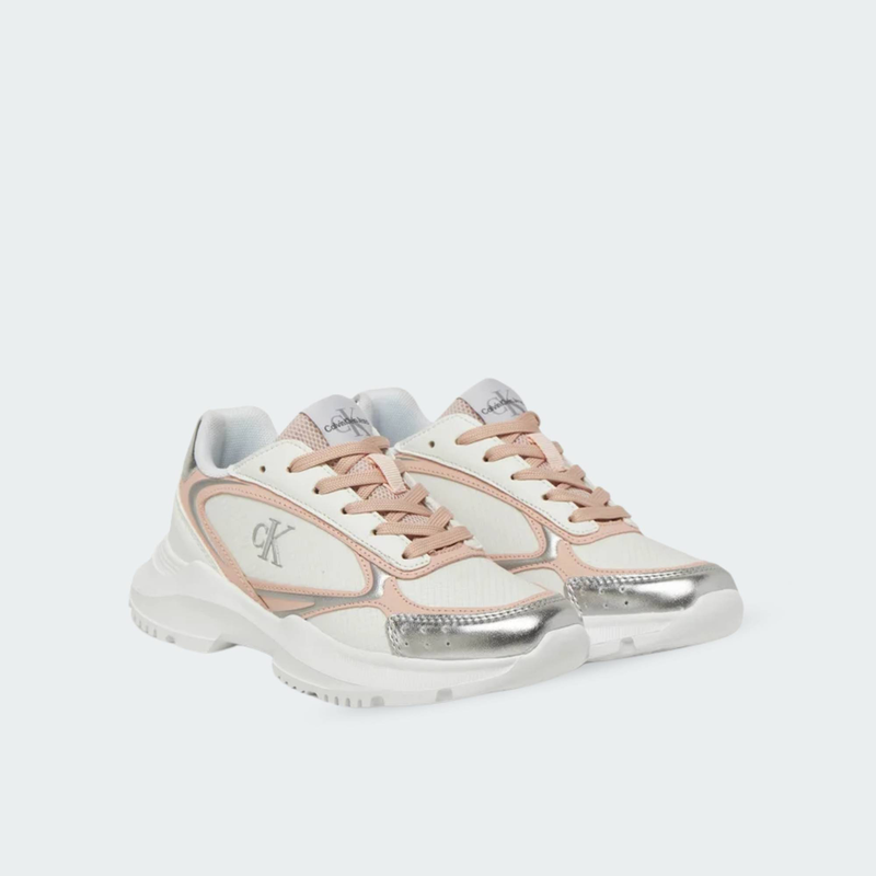 Low cut lace-up sneaker-null