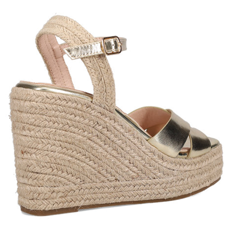 Migato &gamma;&upsilon;&nu;&alpha;&iota;&kappa;&epsilon;ί&alpha; &pi;&lambda;&alpha;&tau;&phi;ό&rho;&mu;&alpha;-null