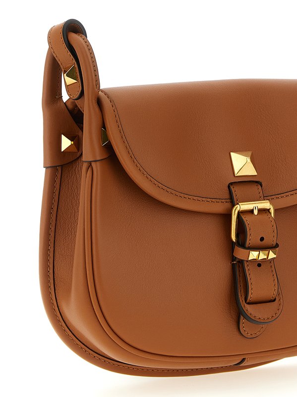 Brown calfskin shoulder bag-null