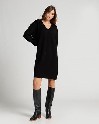 Knitted dress v neck