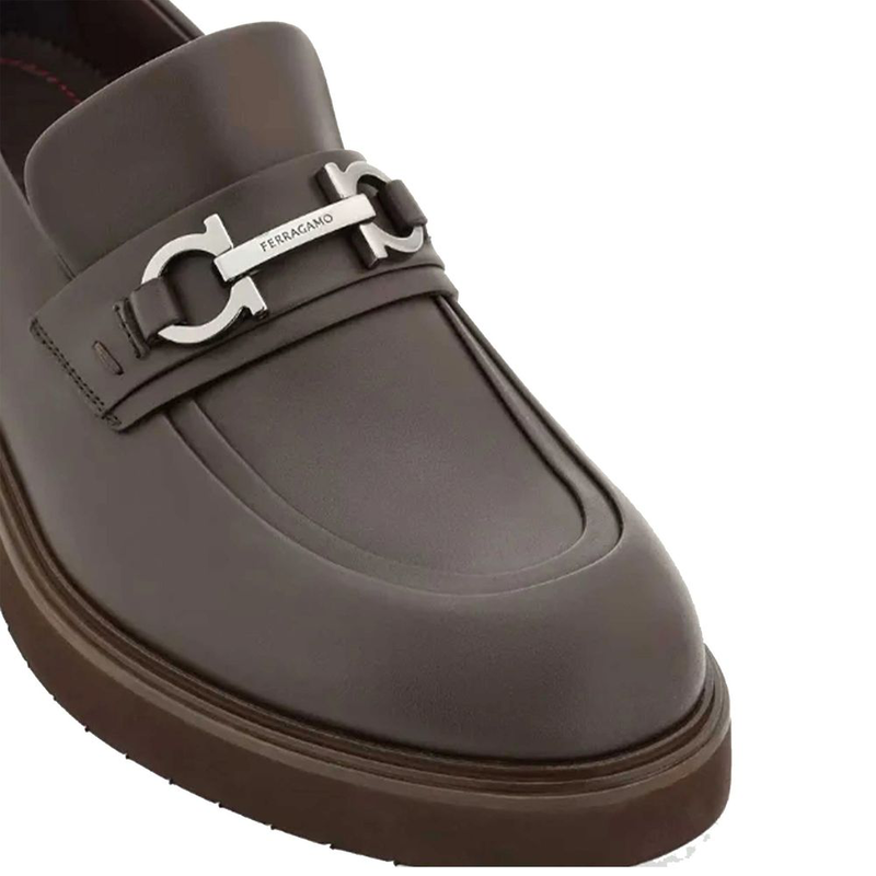 Brown calfskin slip-on loafers-null