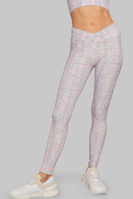 Wolven ruched crossover legging in riviera, riviera, medium
