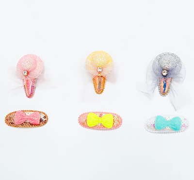 Child clips with hats