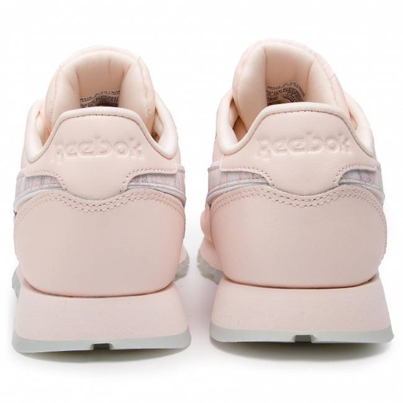 Classic leather women shoes-null