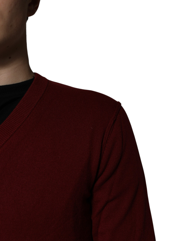 Maroon cashmere v-neck men pullover sweater-null