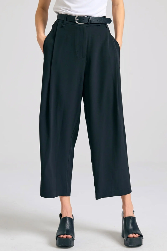 Trousers casual image number null