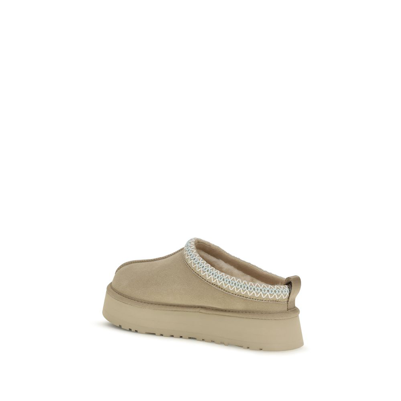 Beige calf leather bos taurus mules-null