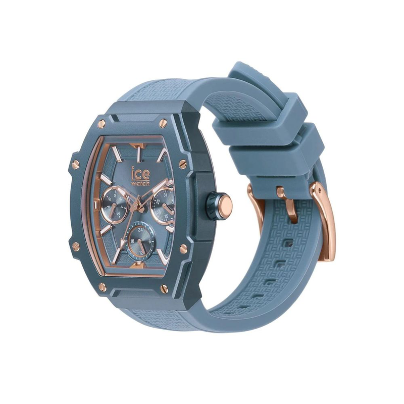 Blue synthetic sport watch-null