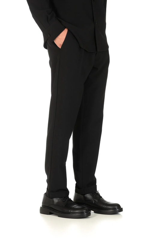 Black jarvis pants dci-null