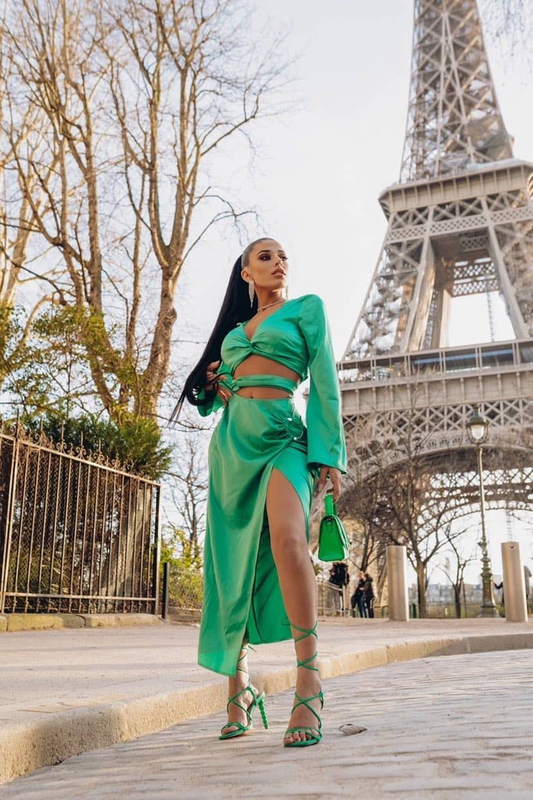 Satin skirt - m , green spring-null