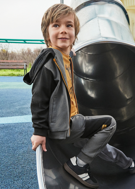 Set with 2 pants-null