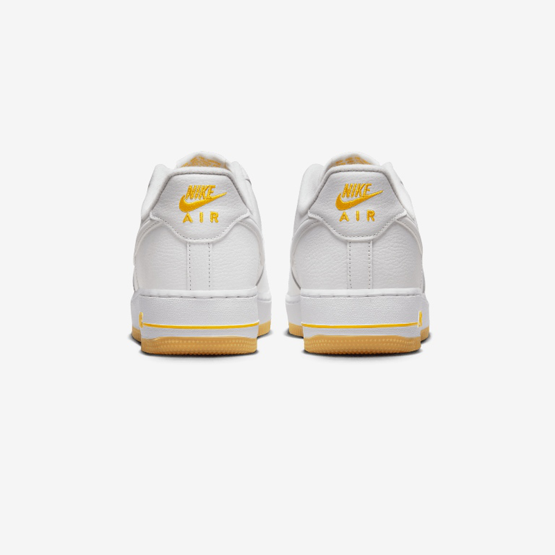 Nike Air force 1 07 gs image number null