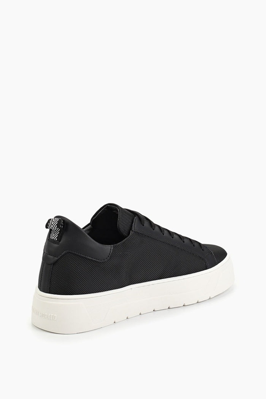 Shoes sneaker metal bold-null