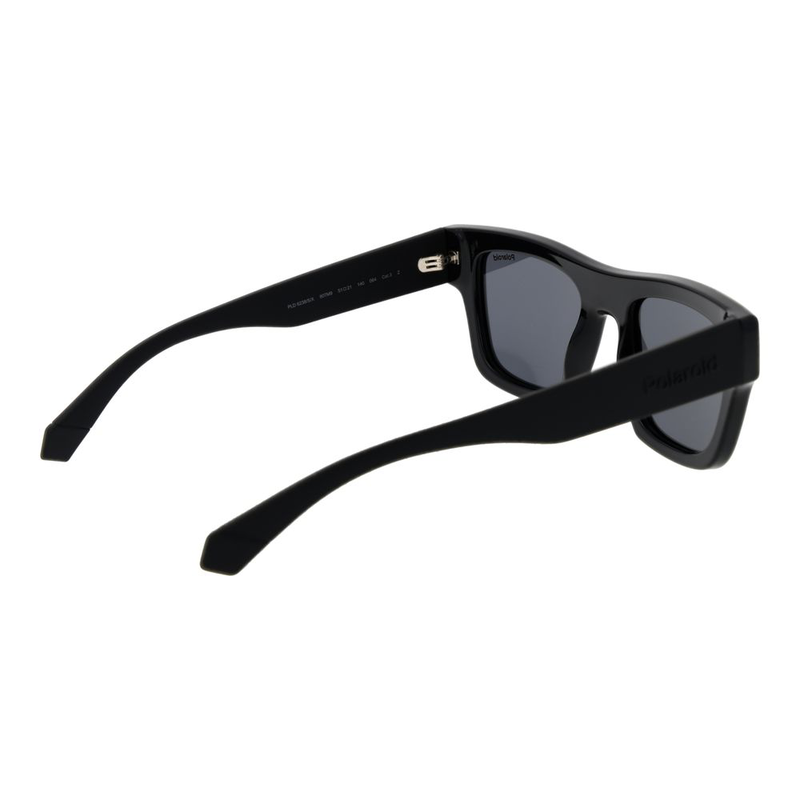 Black polycarbonate sunglasses-null