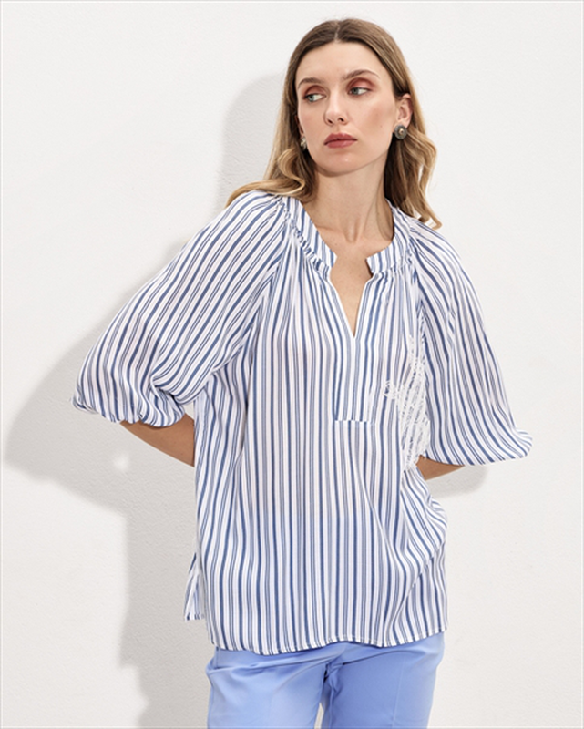 Blouse stripe lace image number null