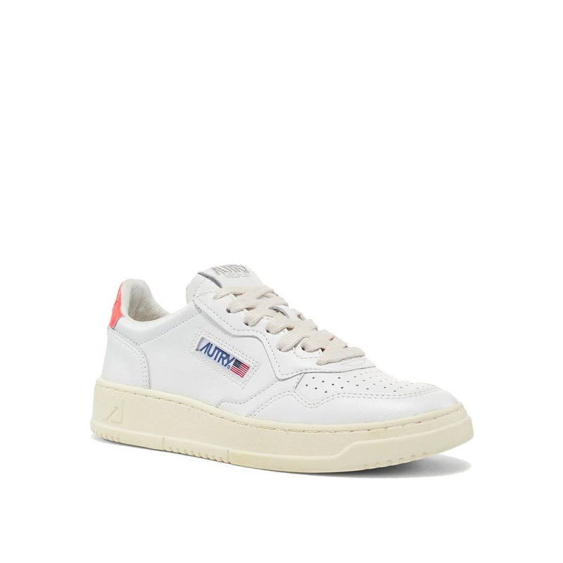 White leather sneakers-null