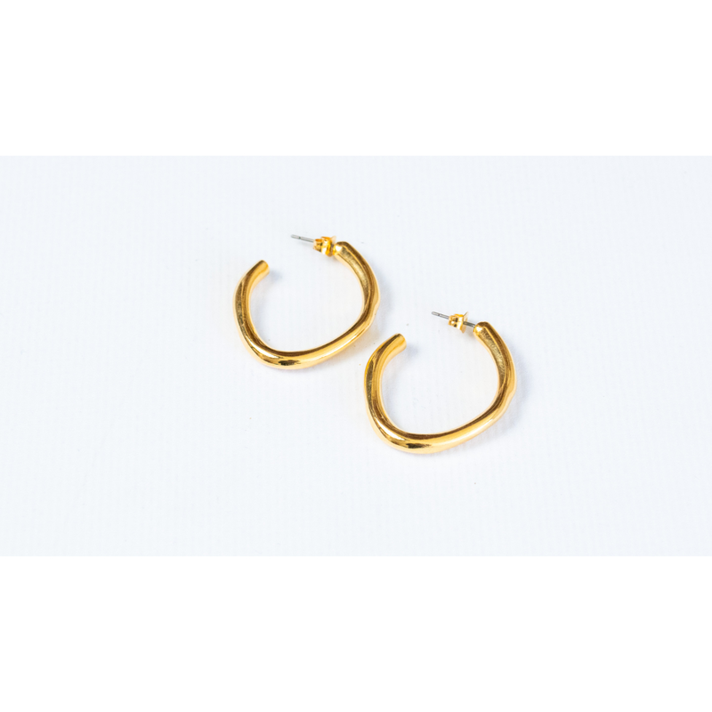 Organic oval hoop earring gold plated-null