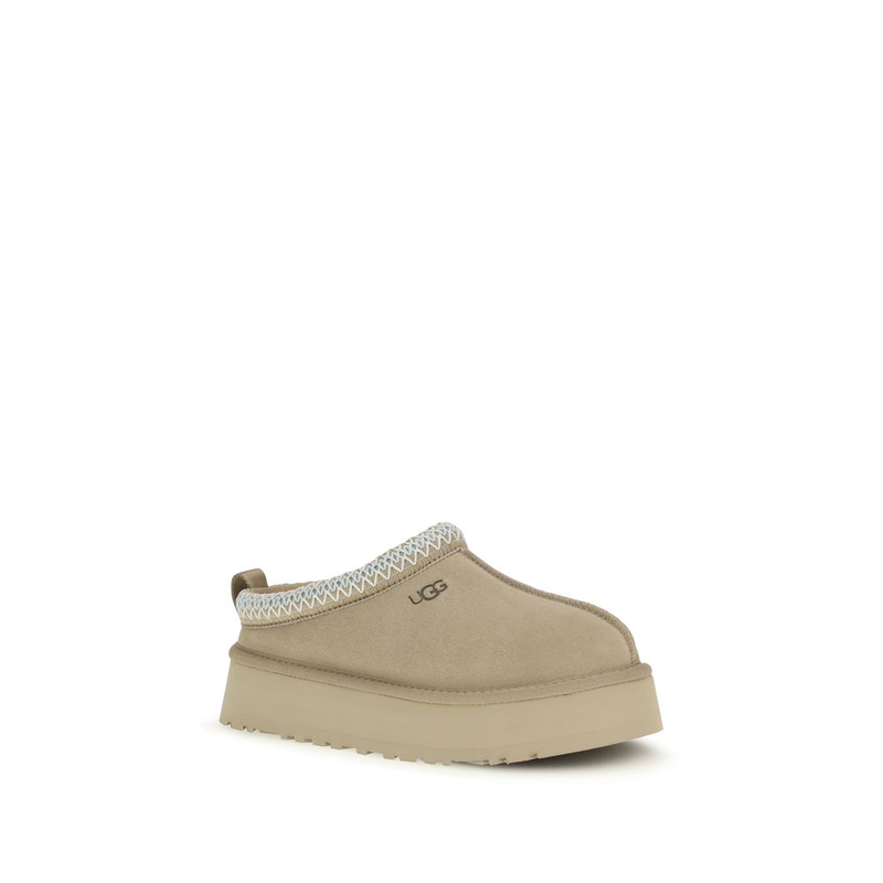 Beige calf leather bos taurus mules-null