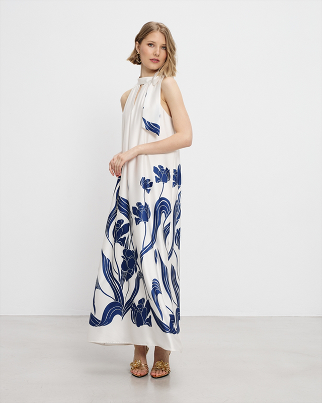 Maxi dress halter neck image number null