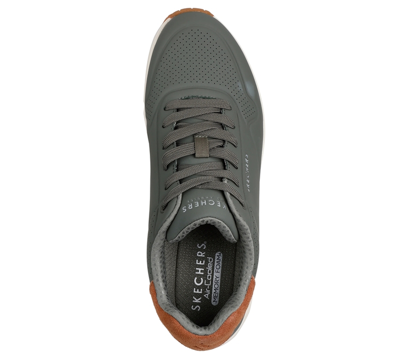 Skechers suited on Air-null