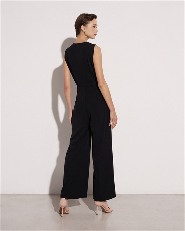 Jumpsuit sleeveless buttons image number null