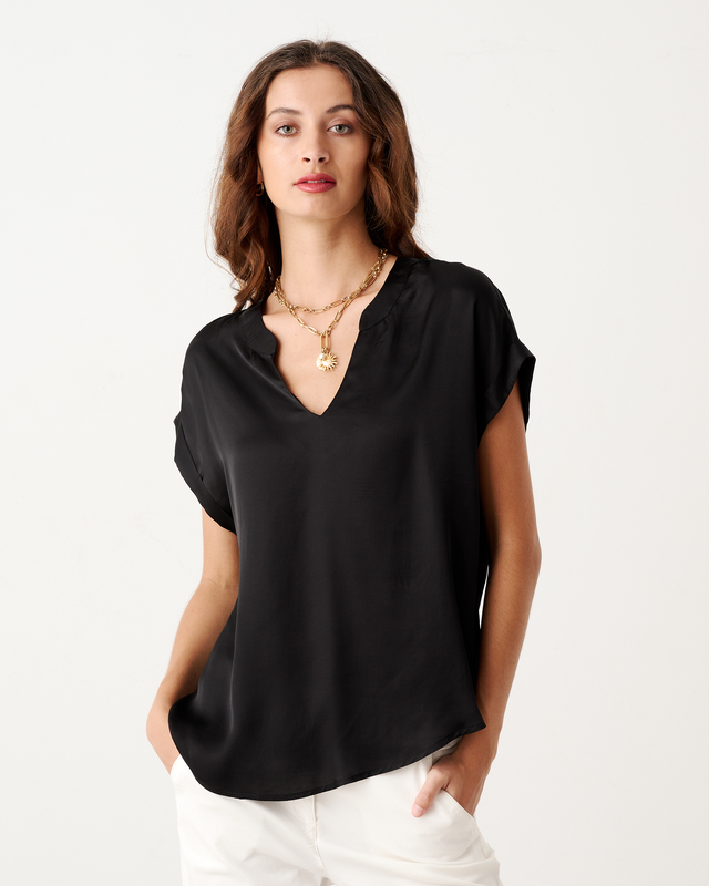 Blouse satin v neck image number null