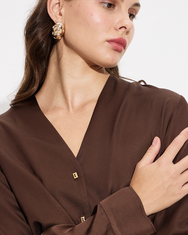 Product image: Shirt satin v neck-null