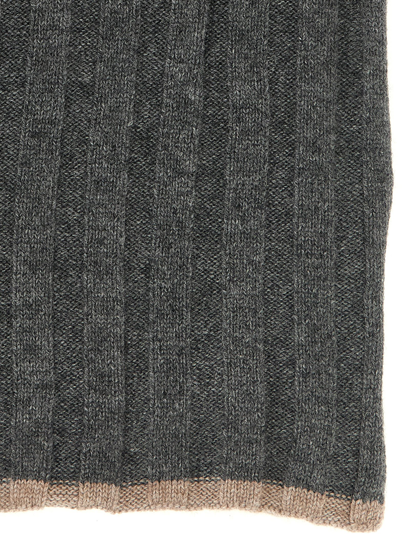 Gray cashmere scarf-null