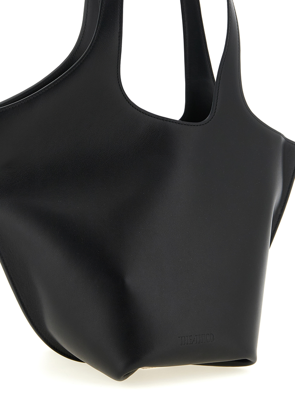 Black calfskin shoulder bag-null