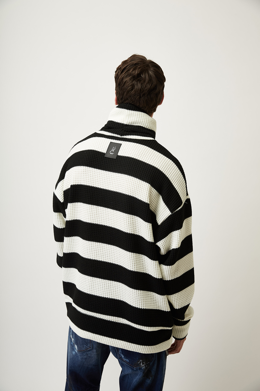 Product image: Stefan the bee hive turtleneck knitwear-null