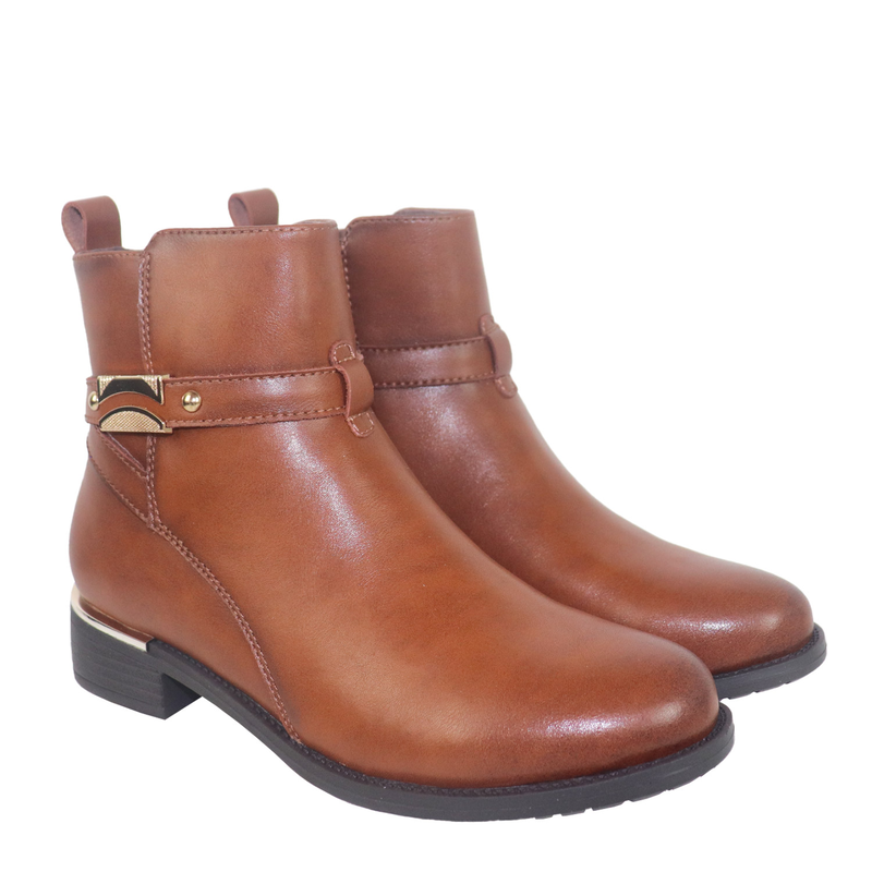 Koniarisshoes &gamma;&upsilon;&nu;&alpha;&iota;&kappa;&epsilon;ί&omicron; &mu;&pi;&omicron;&tau;ά&kappa;&iota;-null