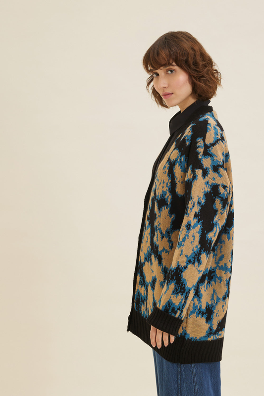 Albatross long cardigan buttons-null
