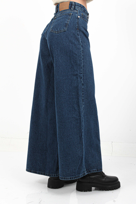 Trousers jeans image number null