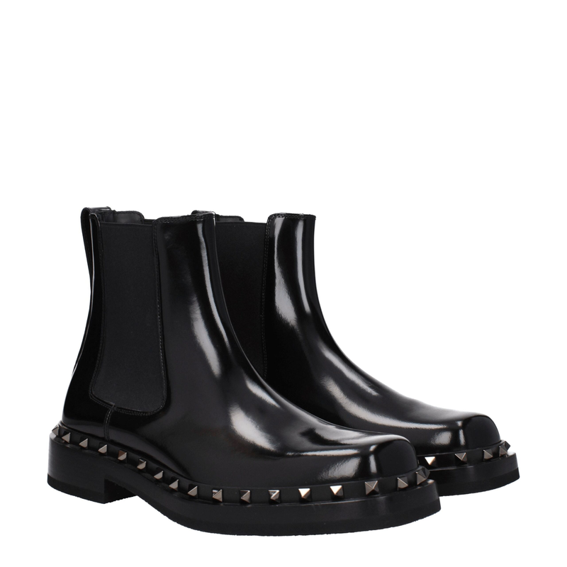 Black leather ankle boots-null