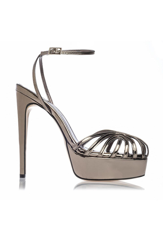 Sante sandals image number null
