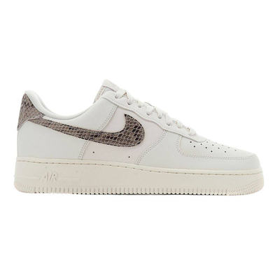 Nike womens Air force 1 '07, Cloud White, medium