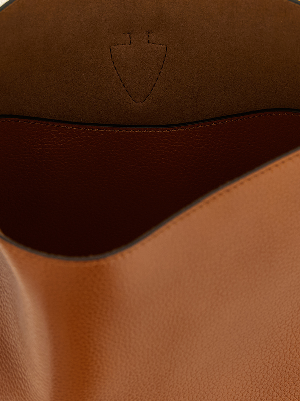 Brown calfskin handbag-null