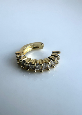 Ear cuff