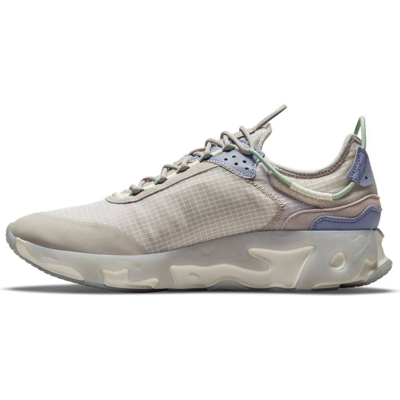 React live shoes-null