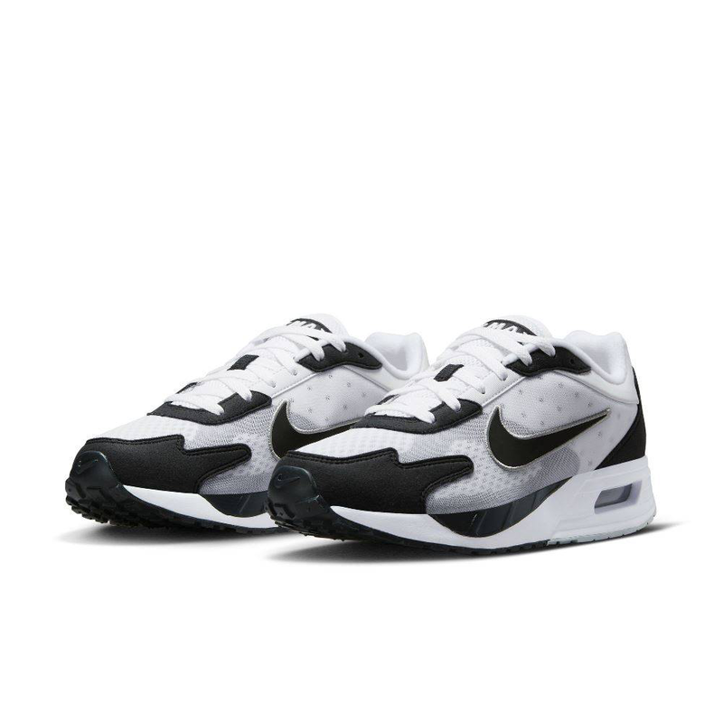 Air max solo image number null