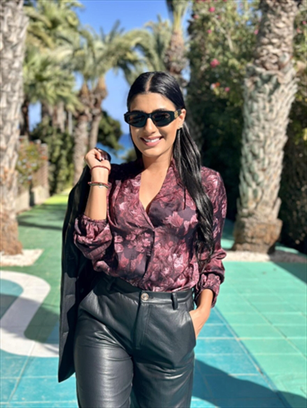 Blouse v neck printed-null