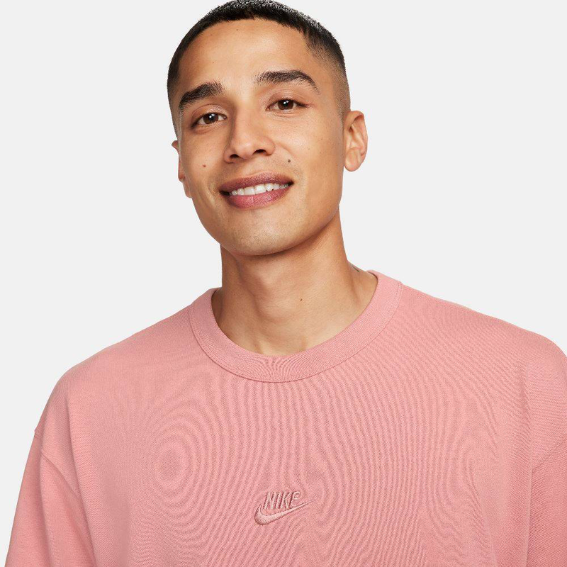 Nike sportswear premium essentials t-shirt image number null