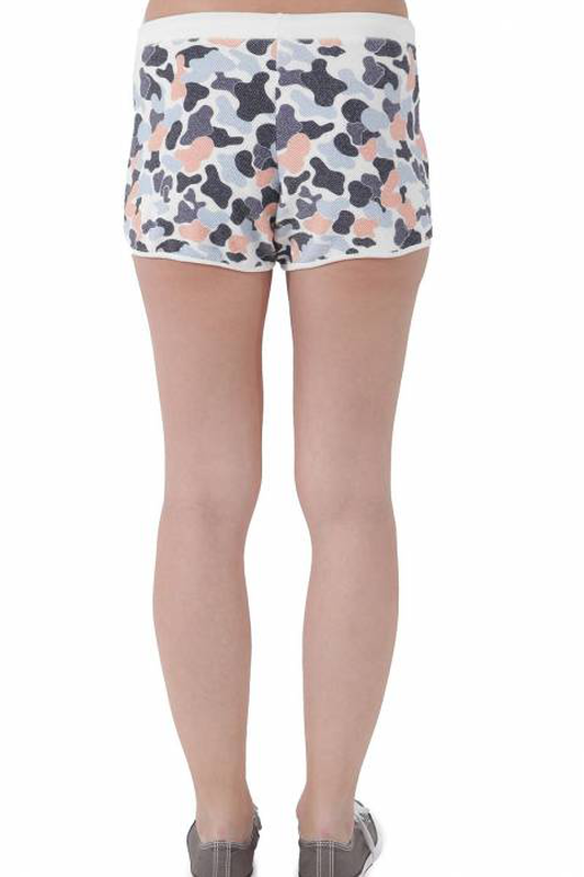 Women camo shorts-null