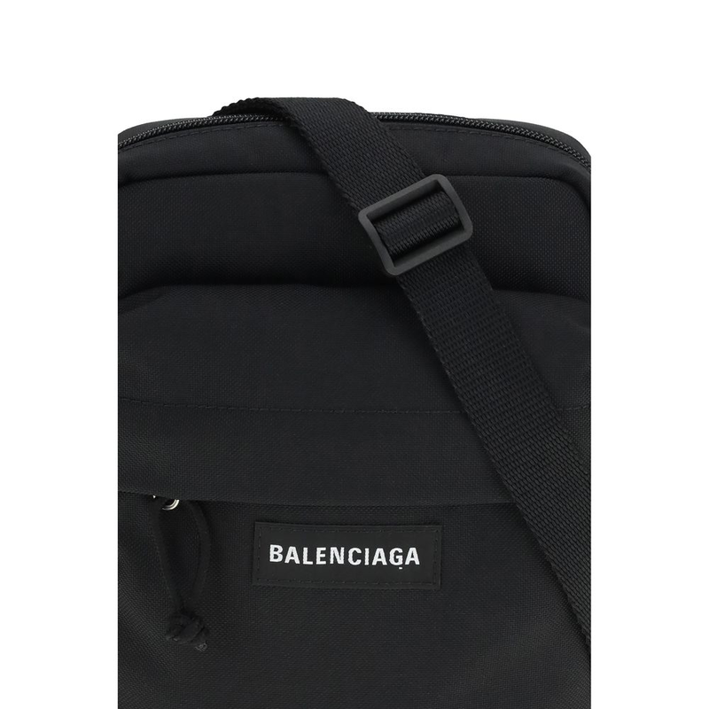 Black polyamide shoulder bag-null