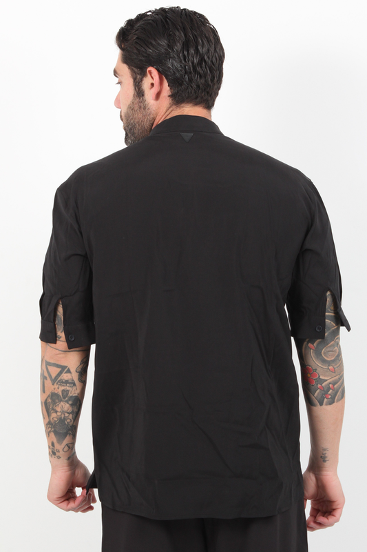 Shirt-null